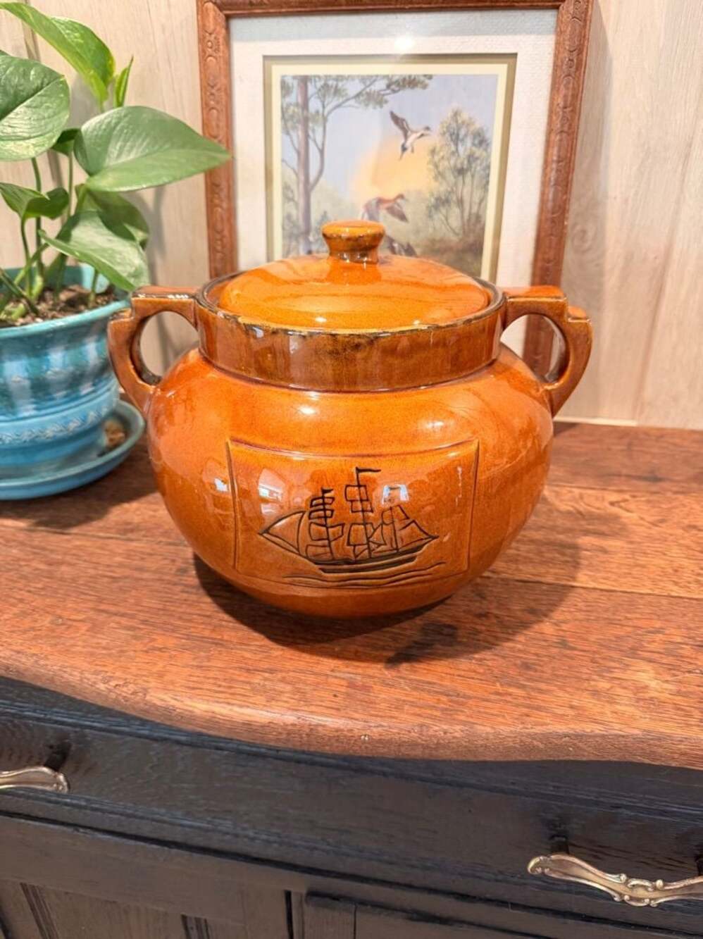 Vintage Hull Pottery Brown Drip Glaze Bean Pot with Ship Motif